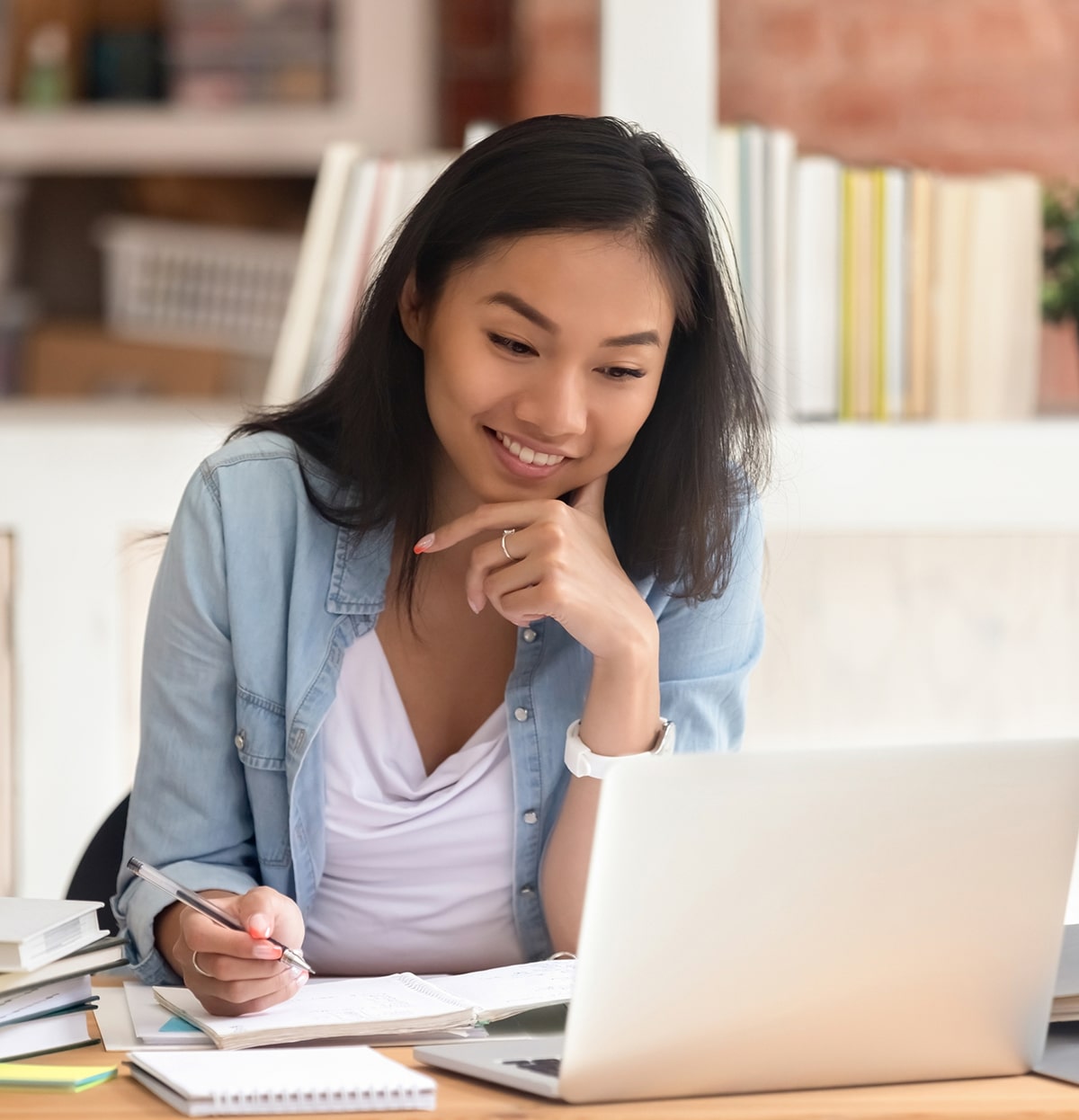 Woman taking online course